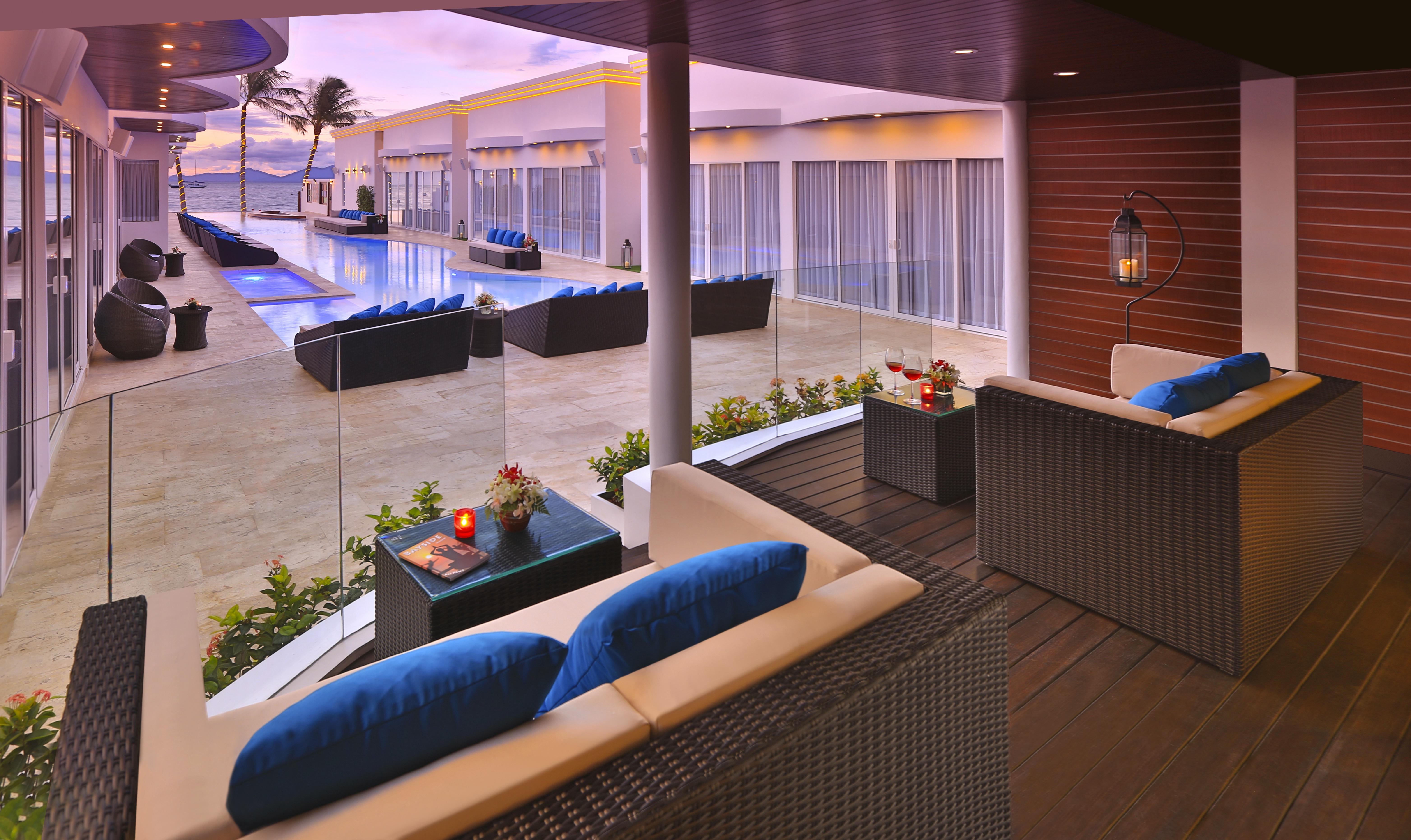 The Privilege Hotel Ezra Beach Club Bang Rak Beach  Εξωτερικό φωτογραφία